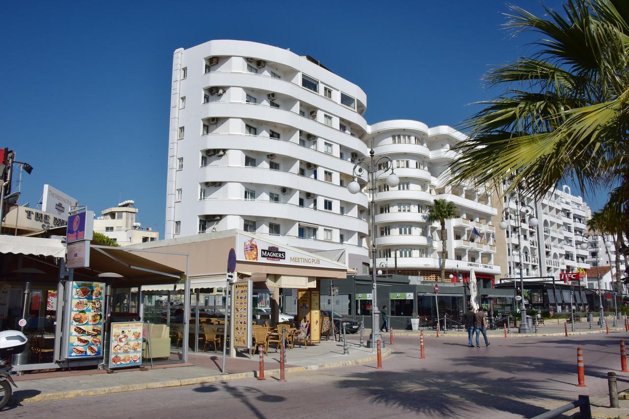 Kolonaki Seaview Apartments Larnaca Esterno foto